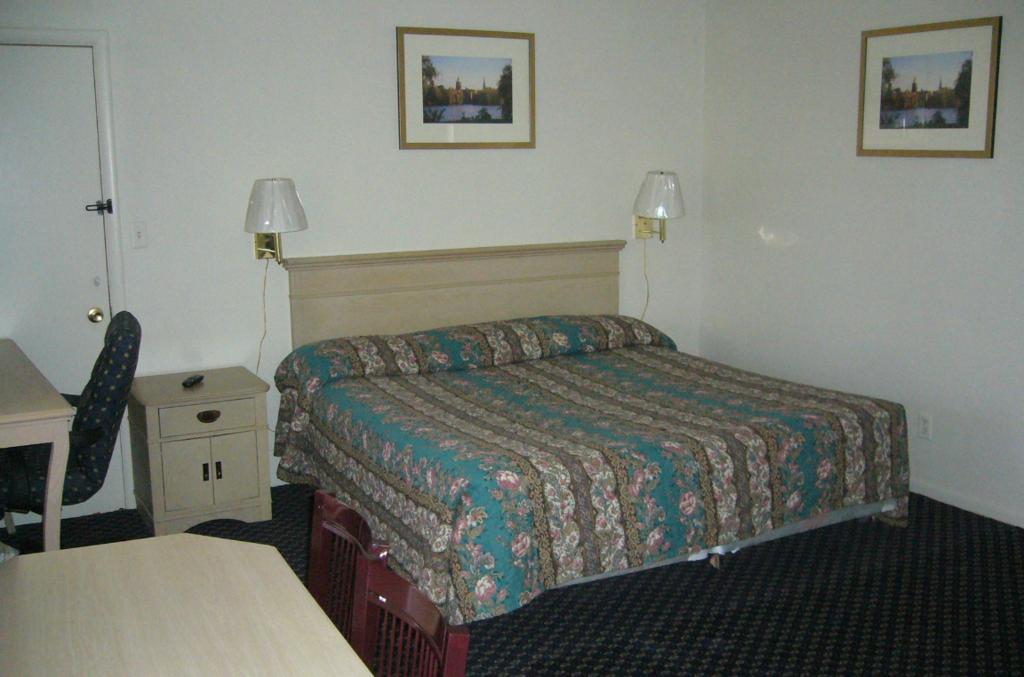 Surrey Motel Оттава Номер фото