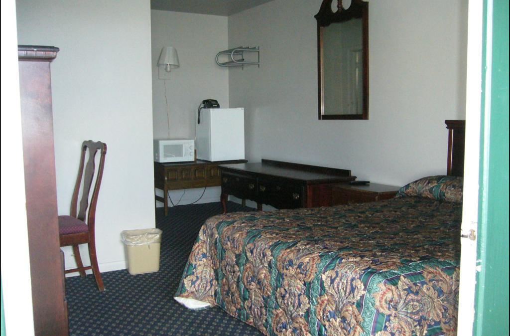 Surrey Motel Оттава Номер фото